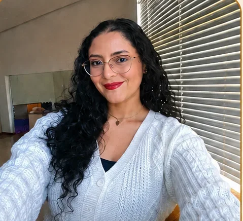 Foto de Nathalia de Oliveira Scoz, psicóloga (CRP 12/25114) no Psicólogo Floripa em São José